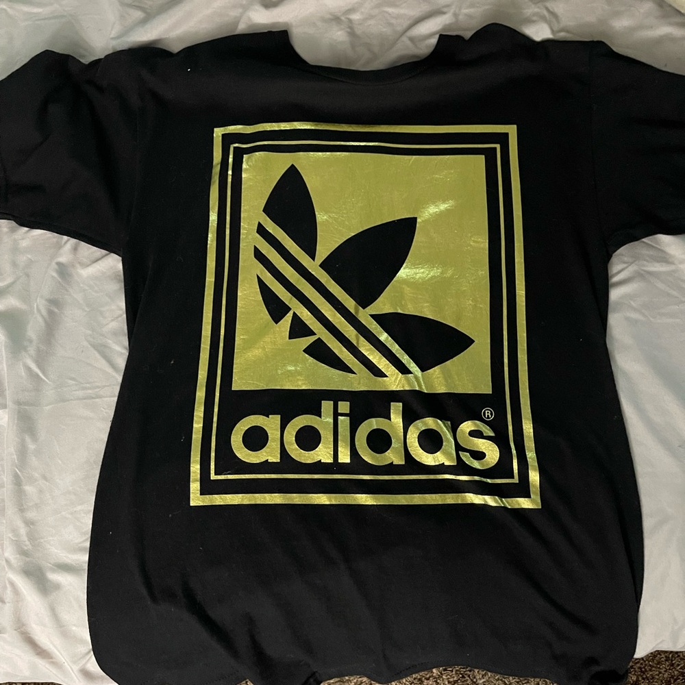 Adidas t shirt